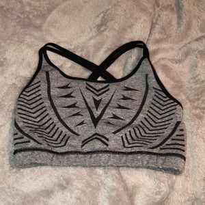 sports bra